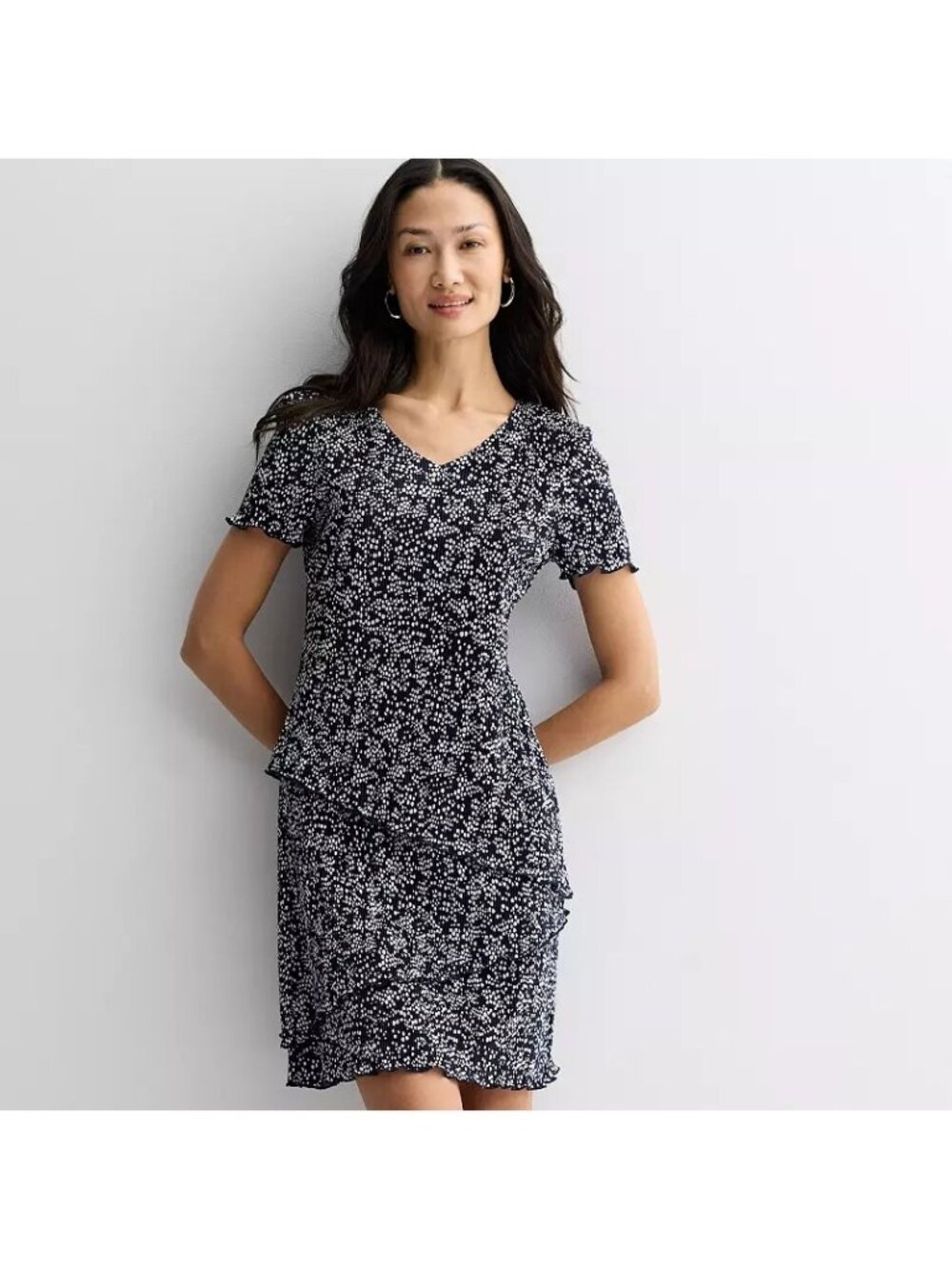 Connected Dress Size 14WP Black White Floral Pleated Tiered V Neck Short Sleeve